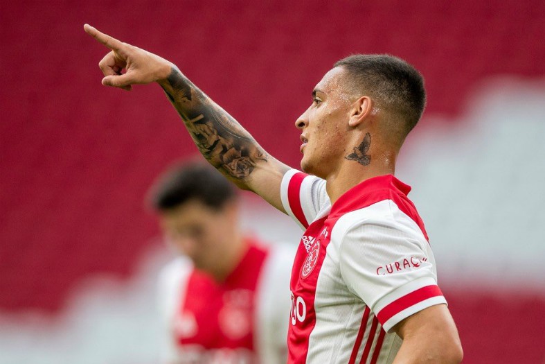 Man United set to raid Ajax for 22-year-old attacker valued at over £50m