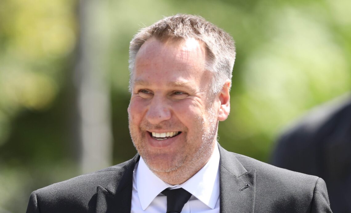 Merson tells Klopp how Liverpool can get a 'psychological edge' over Man City