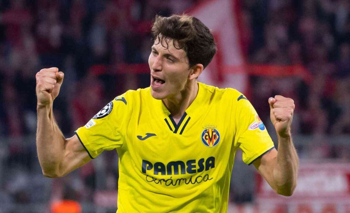 Pau Torres celebrates for Villarreal
