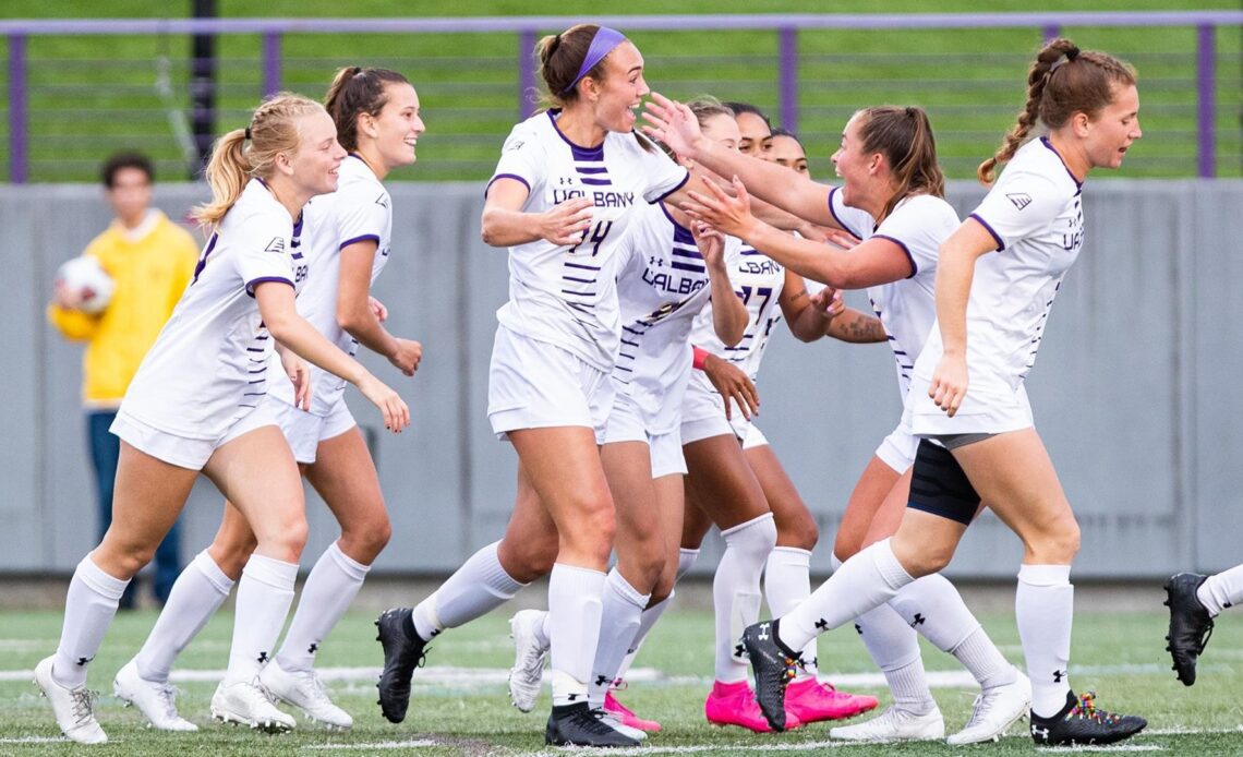 Women's Soccer Clinches Postseason Berth with Victory at Binghamton