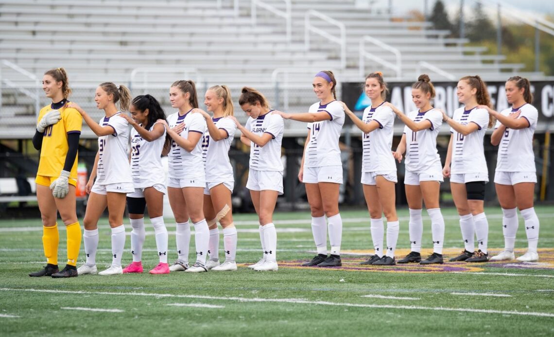 Women's Soccer Visits #1 Vermont in America East Semifinal