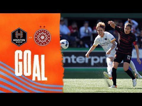 GOAL: Sophie Schmidt doubles the lead with a banger!