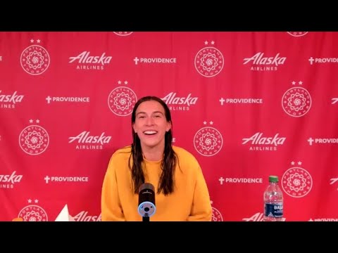 PRESEASON | New Thorns midfielder Sam Coffey talks to the media about her arrival in Portland