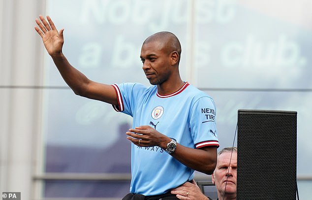 Manchester City are looking for a replacement for Fernandinho, who has left the club