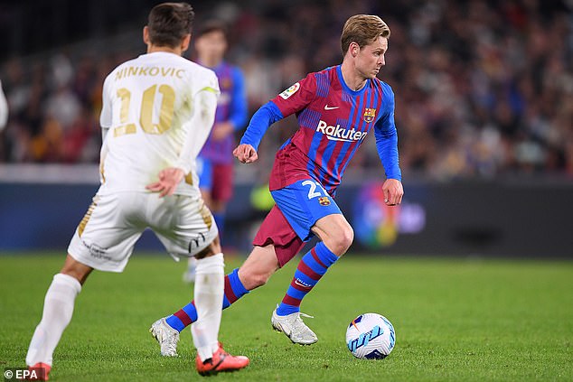 The Barcelona midfielder, 25, has reportedly given the green light to the deal with United
