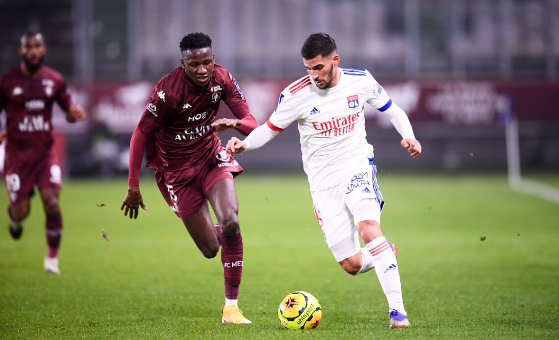 Arsenal and Liverpool face competition from Roma for Aouar