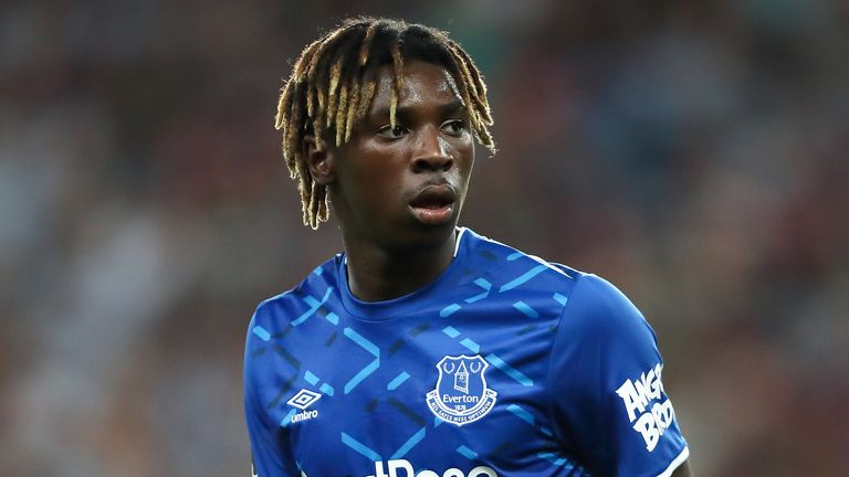 PSG looking to sign Everton striker Moise Kean.