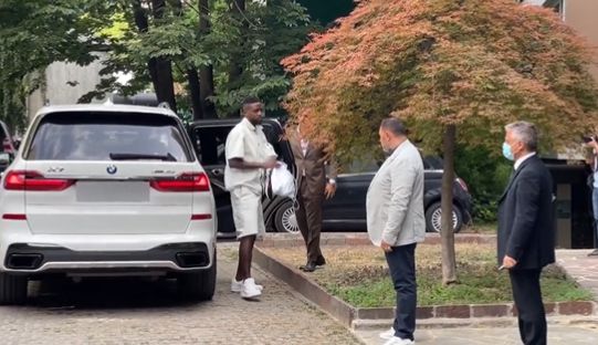 Video: Liverpool star spotted arriving in Italy ahead of imminent transfer announcement