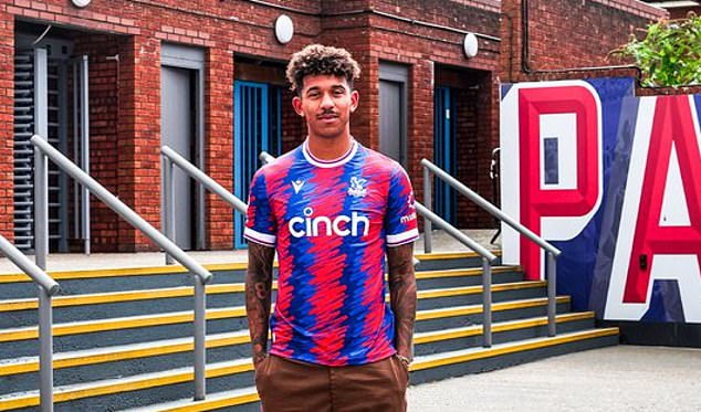 Crystal Palace have confirmed the signing of defender Chris Richards from Bayern Munich
