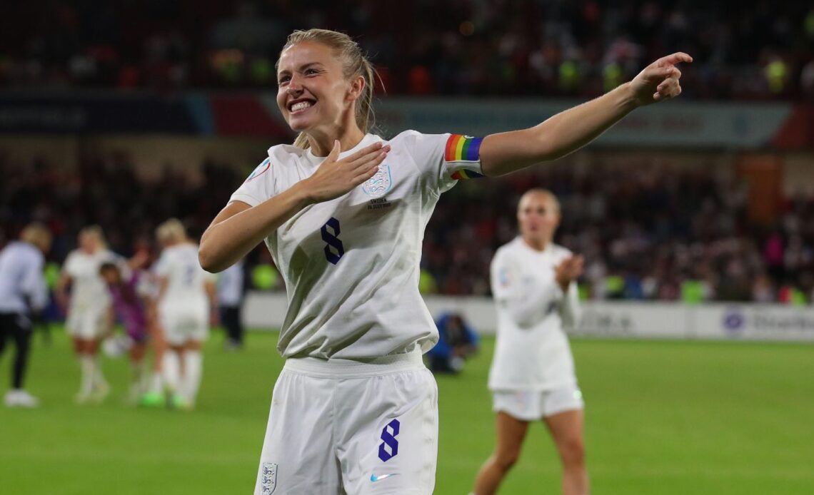 England captain Leah Williamson celebrates