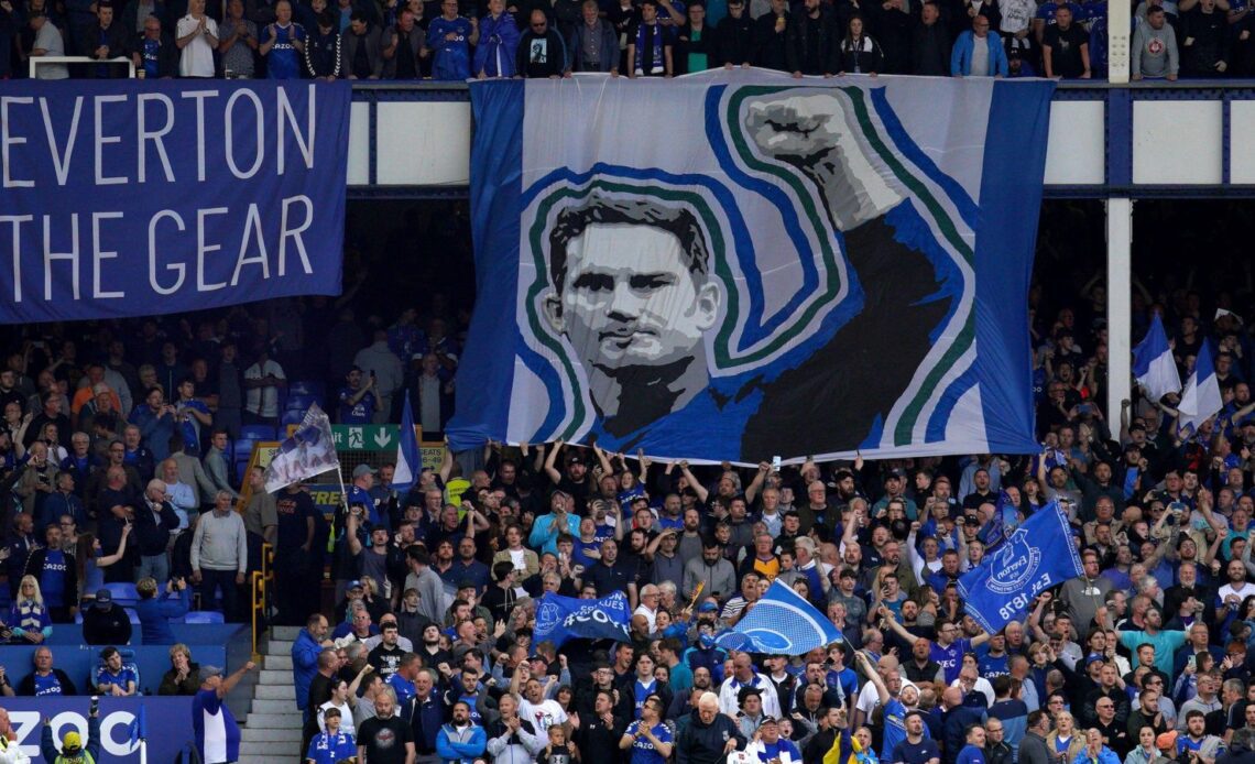 Everton fans unveil a Frank Lampard flag