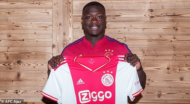 Brian Brobbey has returned to the Johan Cruyff arena after a successful loan spell last season
