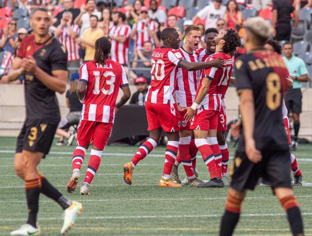 Atlético Ottawa and Valour FC on the field