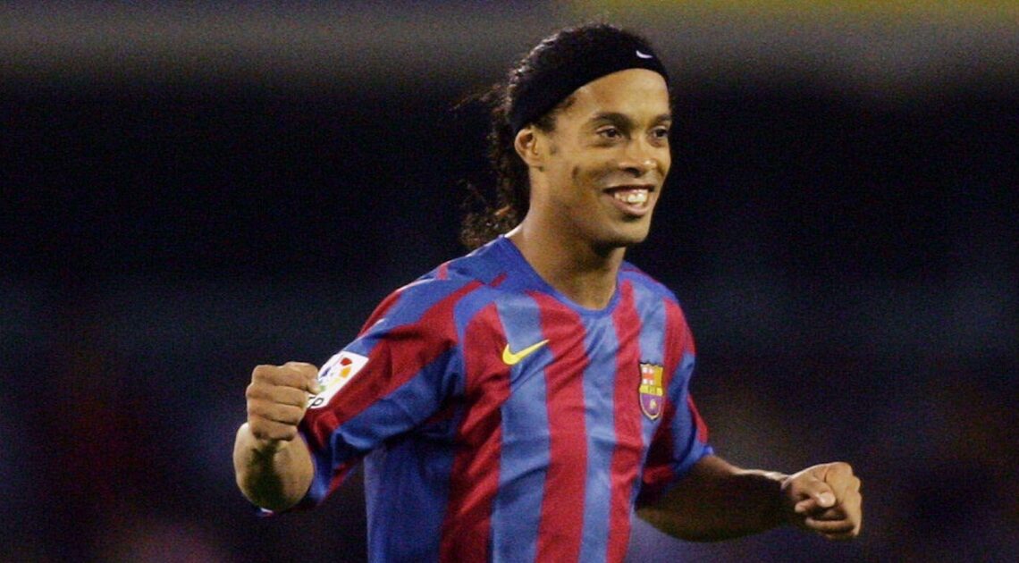Ronaldinho got so bored at Barcelona he invented a physics-defying pass