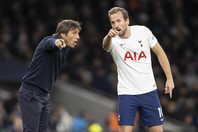 Antonio Conte and Harry Kane