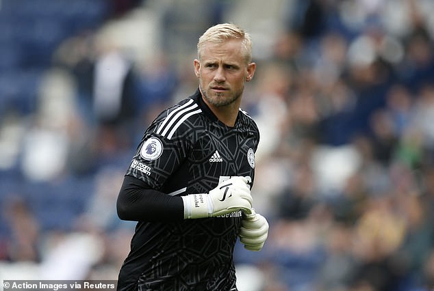 Kasper Schmeichel looks set to leave Leicester City in the coming days in favour of Nice