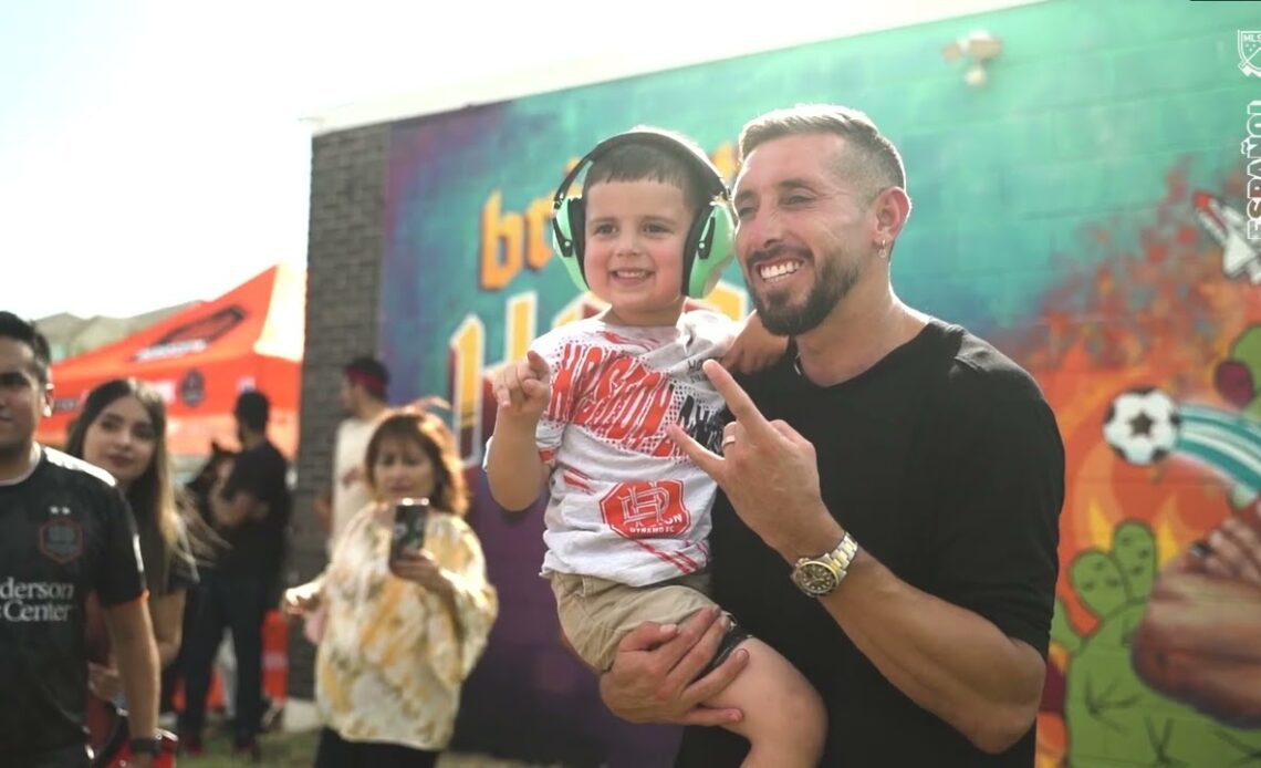 ¡Héctor Herrera llega a Houston!