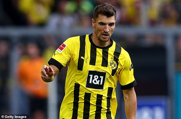 Borussia Dortmund defender Thomas Meunier is reportedly a target for the Red Devils