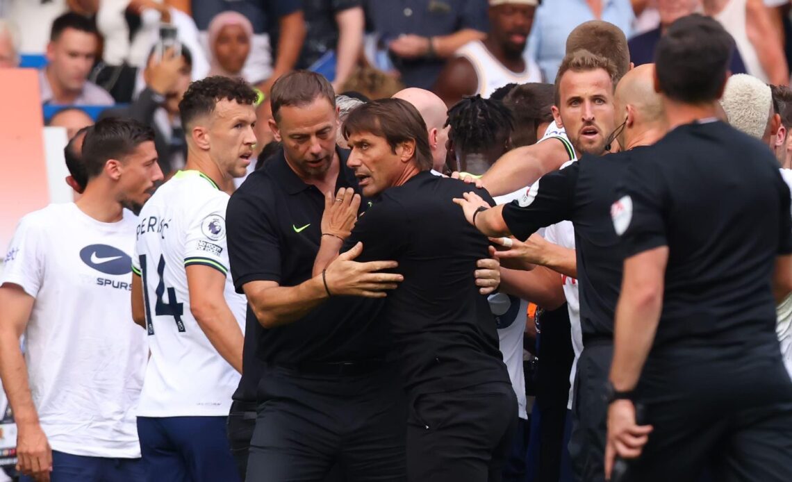 Antonio Conte gets angry and so did his players