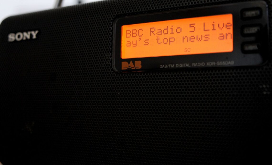 A radio tuned to BBC Radio 5 Live