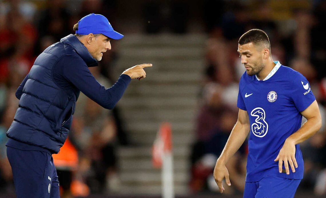 Chelsea manager Thomas Tuchel speaks with Mateo Kovacic