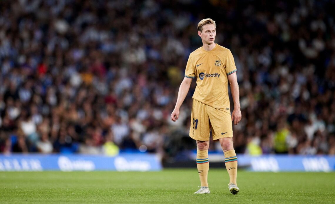 Man Utd target Fremkie de Jong looks dejected