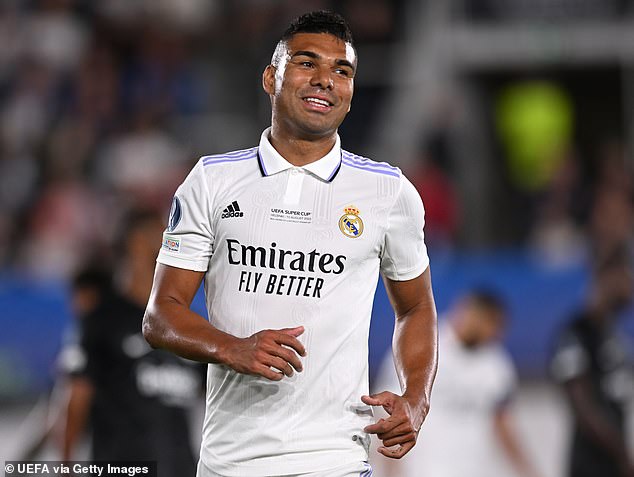 Casemiro held a farewell dinner with friends in Spain ahead of his move to Manchester United