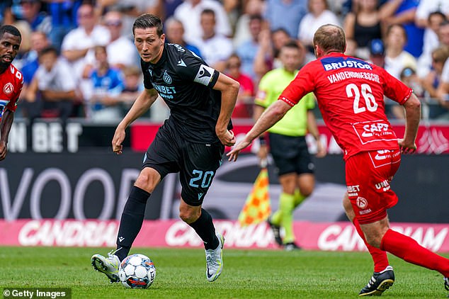 Club Brugge captain Hans Vanaken wants to complete a summer move to West Ham United