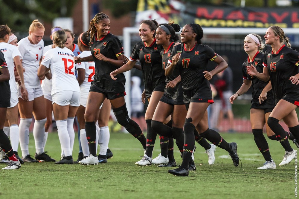 Forward Alyssa Poarch (7)Maryland Terrapins vs. Illinois at Ludwig Field in College Park on Thursday, Sep. 22, 2022. Mackenzie Miles/Maryland Terrapins