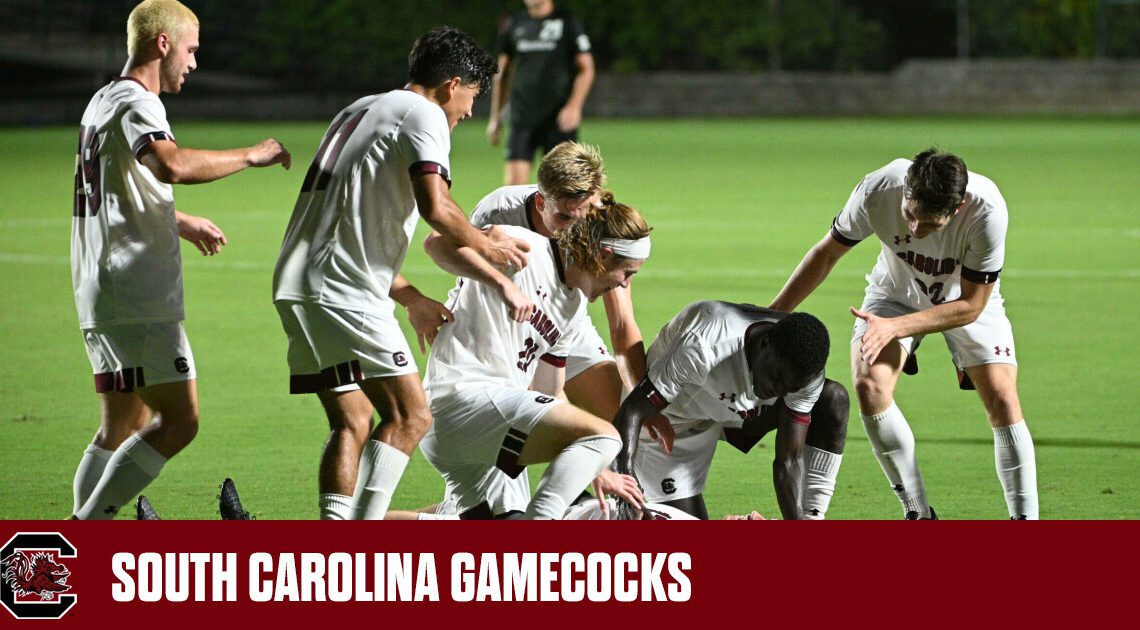 Frost Scores Twice to Lead Gamecocks in Comeback Victory – University of South Carolina Athletics