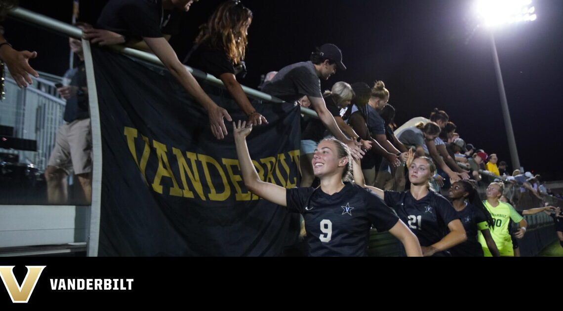 Kerr Carries Dores To Win
