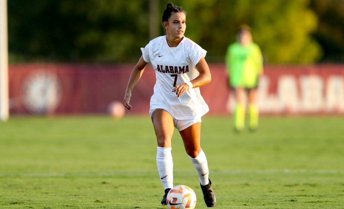 No. 6 Alabama Soccer Travels to Tennessee, Hosts Texas A&M