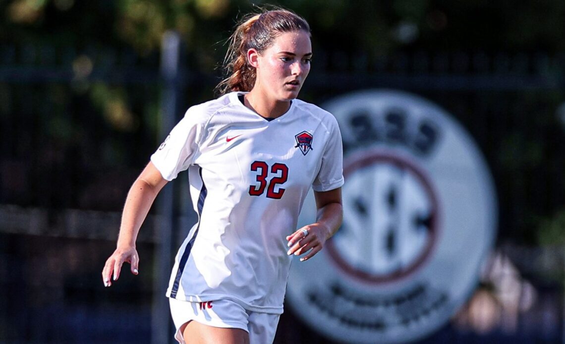 Radecki Selected to College Soccer News National Team of the Week
