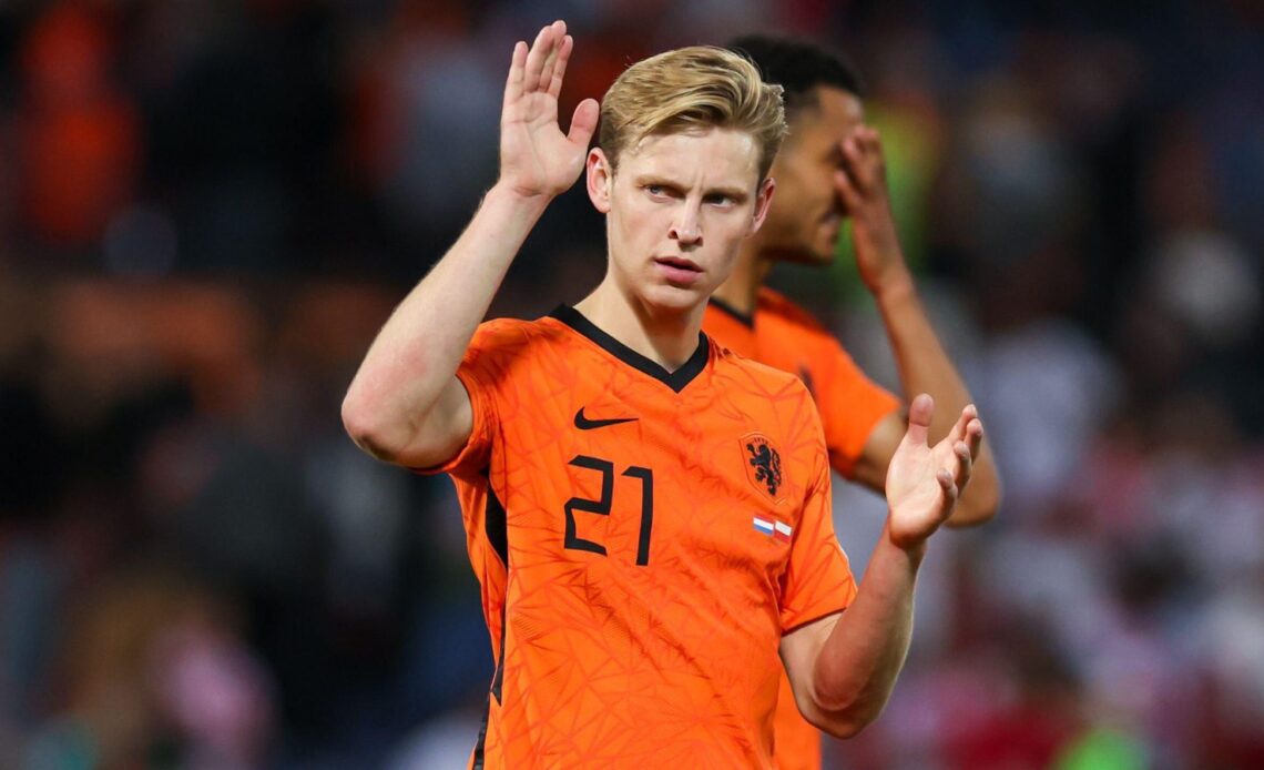 Frenkie De Jong in a No 21 shirt he may or may not take at Manchester United