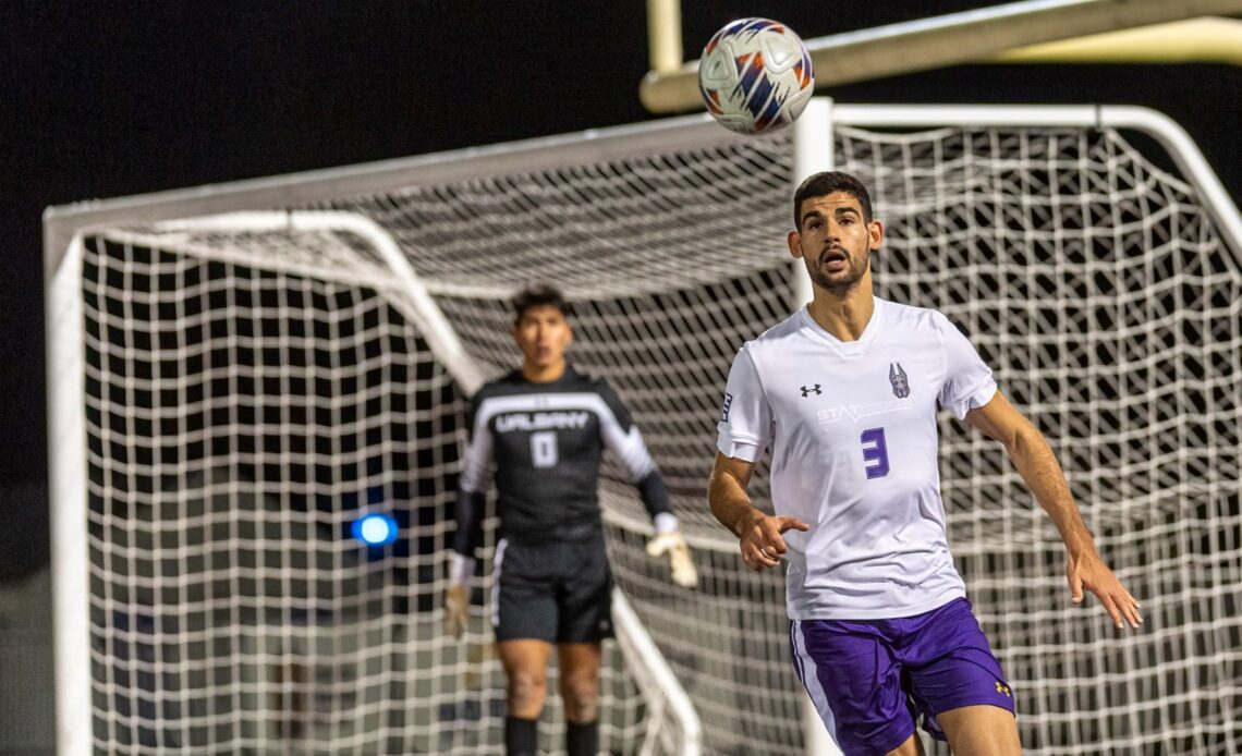 Men's Soccer Visits UMass Lowell