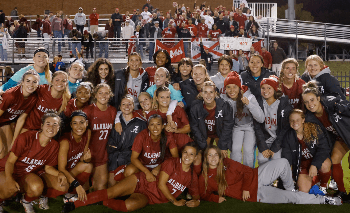 No. 3/1 Alabama Soccer Clinches Western Division Title with 4-1 Win at Mississippi State