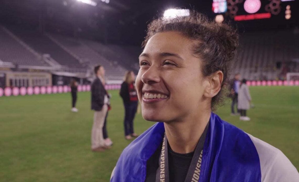 Rocky Rodríguez on her parents: "Having them here, I feel complete."