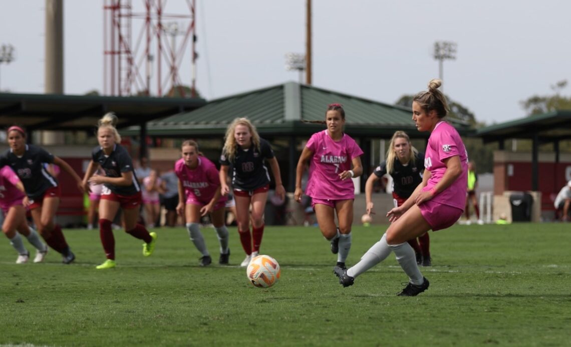 Second-Ranked Alabama Soccer Remains Undefeated in SEC Play with 2-1 Win over No. 7 Arkansas