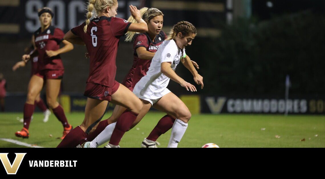 Vanderbilt Soccer | Kelley’s Late Goal Downs Ranked South Carolina