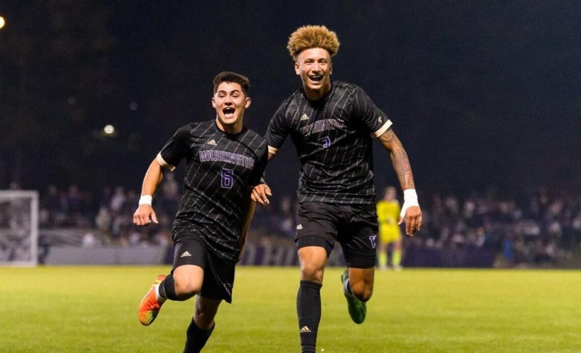 WATCH: No. 1 Washington men's soccer remains unbeaten with late goal vs. Oregon State