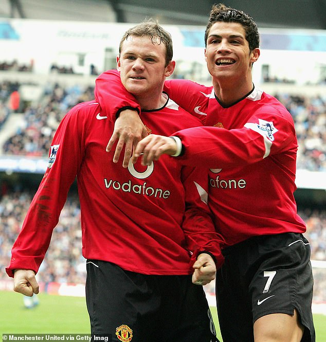 The pair played alongside one another in highly successful Manchester United sides