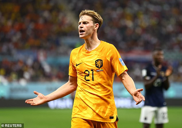 Barcelona midfielder Frenkie de Jong (pictured) could not really impose himself on the game