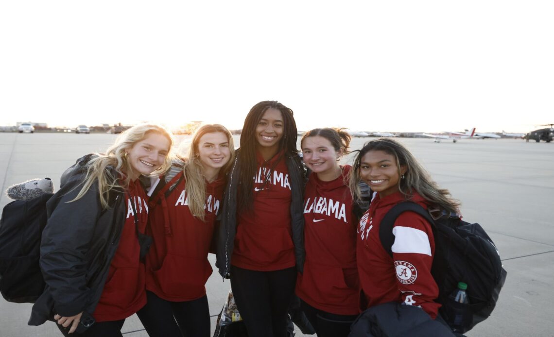 Alabama Arrives in Cary Ahead of 2022 NCAA College Cup