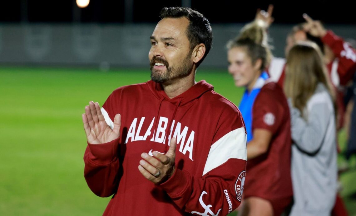 Alabama Coaching Staff Tabbed United Soccer Coaches Southeast Region Staff of the Year