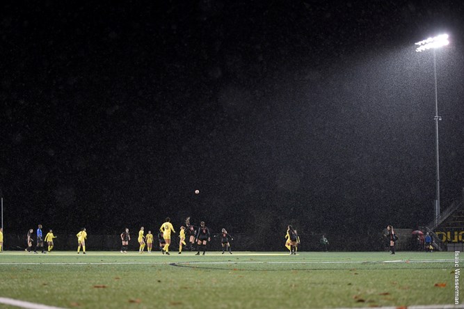 The Oregon Ducks take on the Oregon State Beavers at PapÃ© Field in Eugene, Oregon on November 4, 2022 (Isaac Wasserman/ Eric Evans Photography)