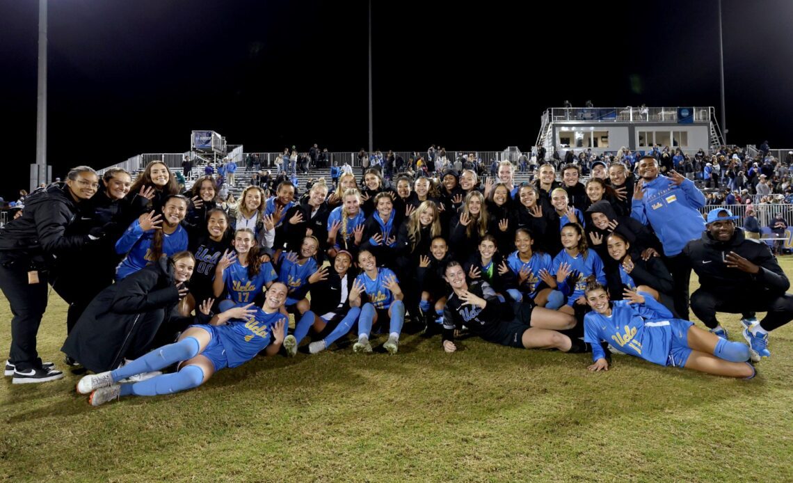 Women's Soccer Punches Ticket to College Cup