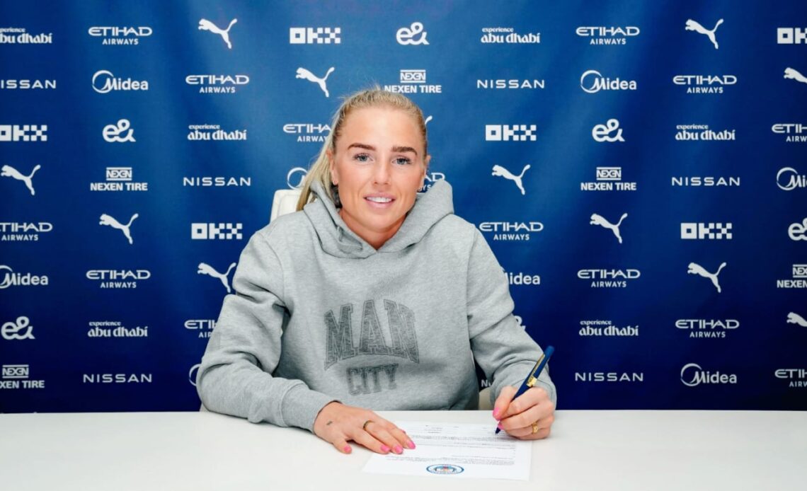 Alex Greenwood signs new long-term Manchester City contract