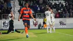 'Cuse Outlasts Creighton, Advances to National Championship Game