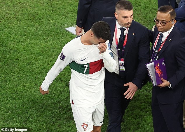 Frankie Dettori claims he 'doesn't want to end up like Cristiano Ronaldo' in retirement announcement