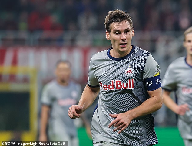 Leeds United have opened talks with Red Bull Salzburg over a £9.75m move for Max Wober